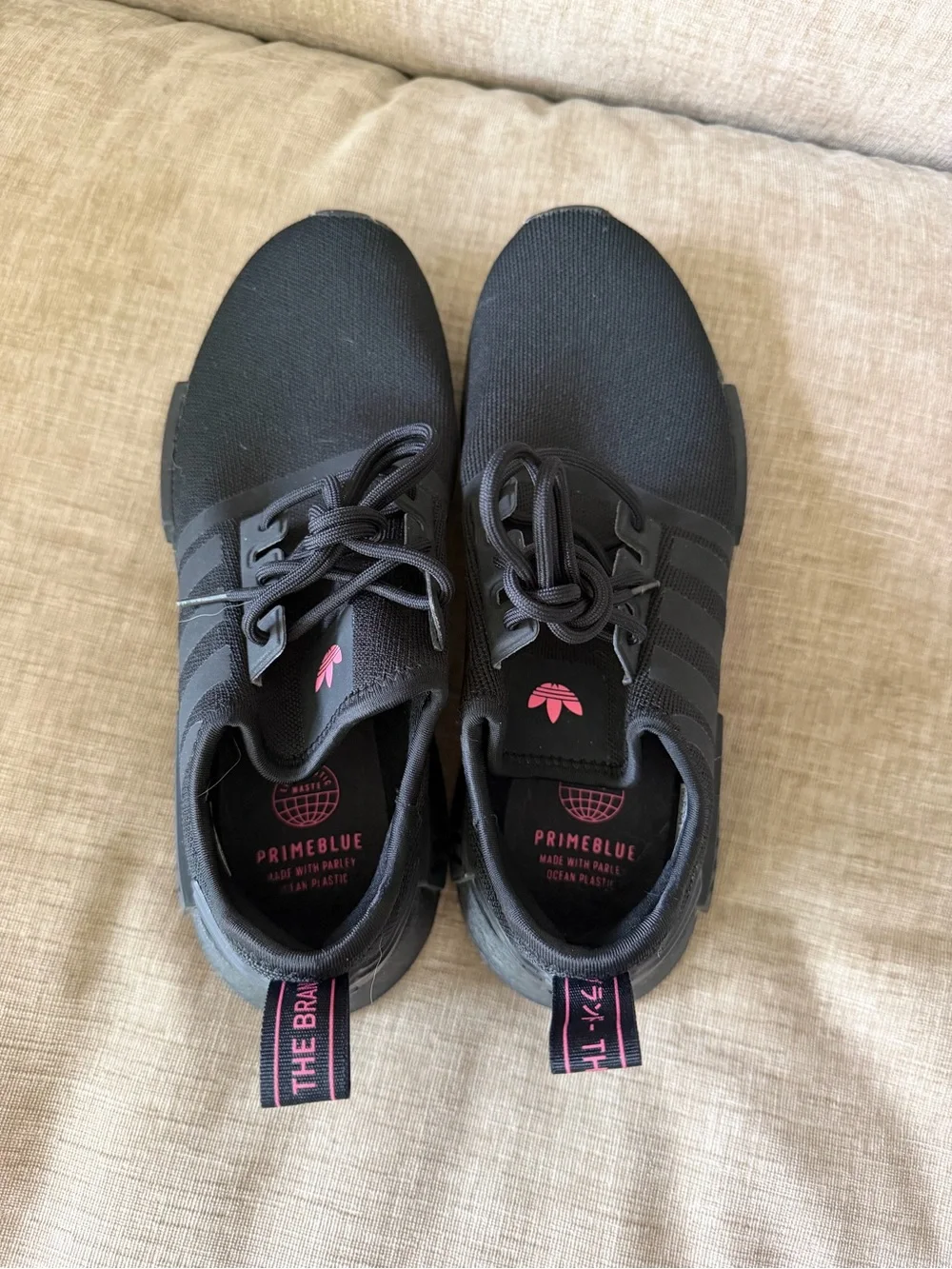 adidas Black PRIMEBLUE NMD R1 Sneakers with Pink Trefoil Accent